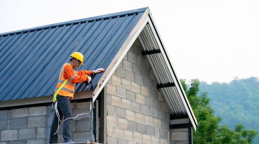 Professional Flat Roofing Installation in Lidderdale, IA